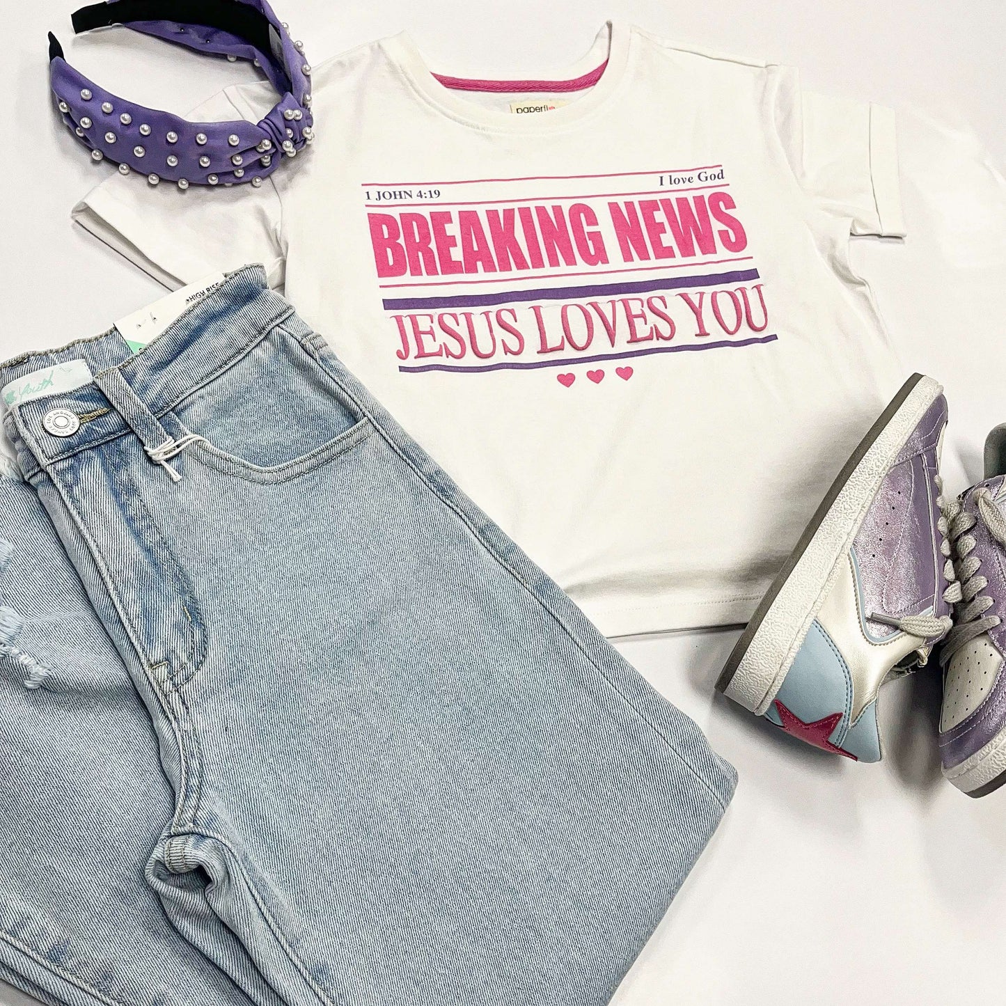 Breaking News Graphic Tee in White