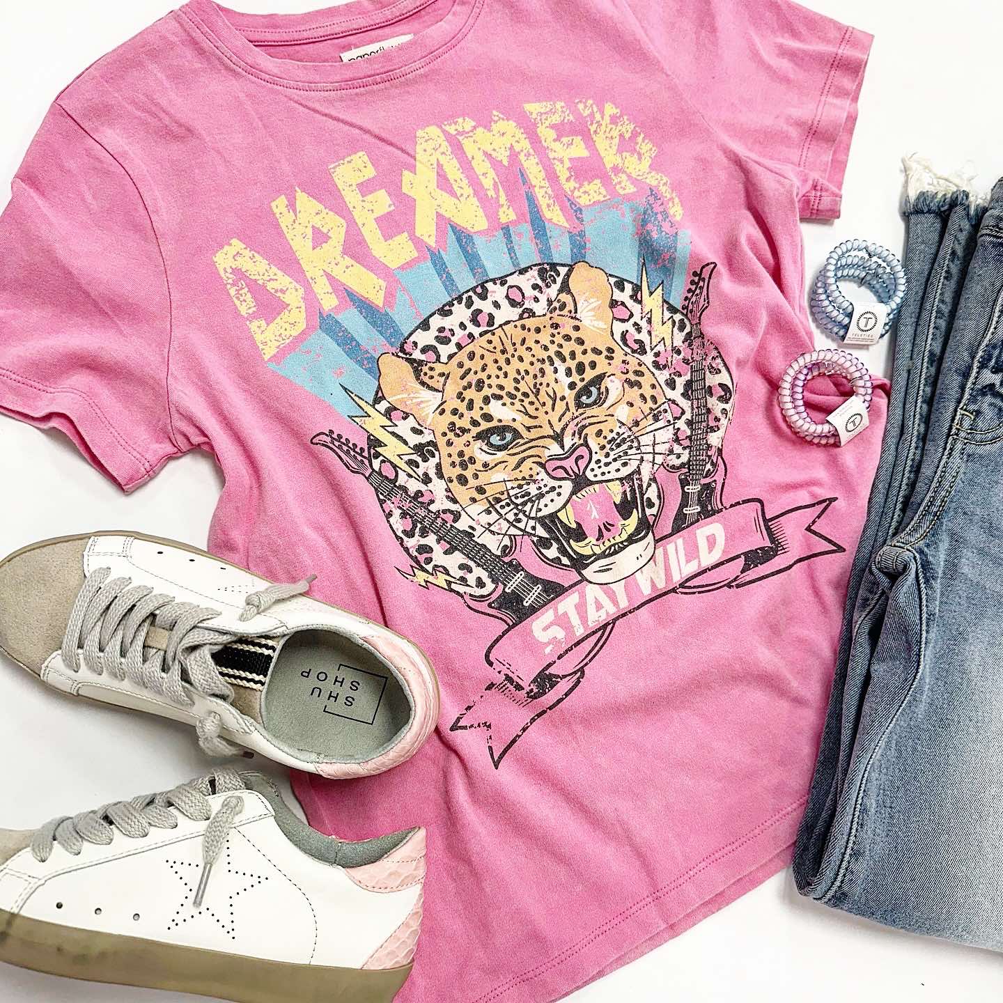 Dreamer Tiger Graphic Tee in Pink