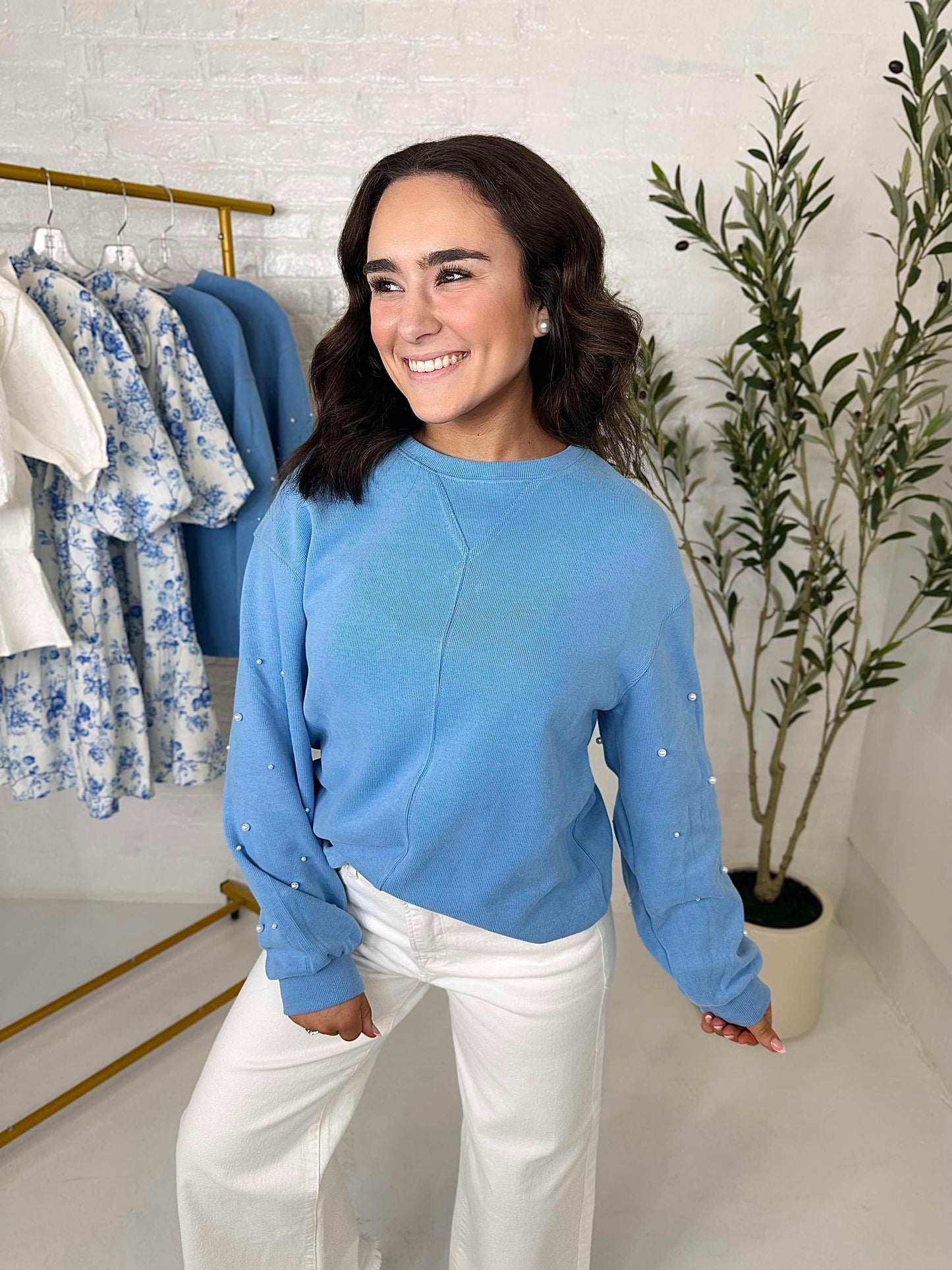 Drop Shoulder Pearl Sweatshirt in Blue