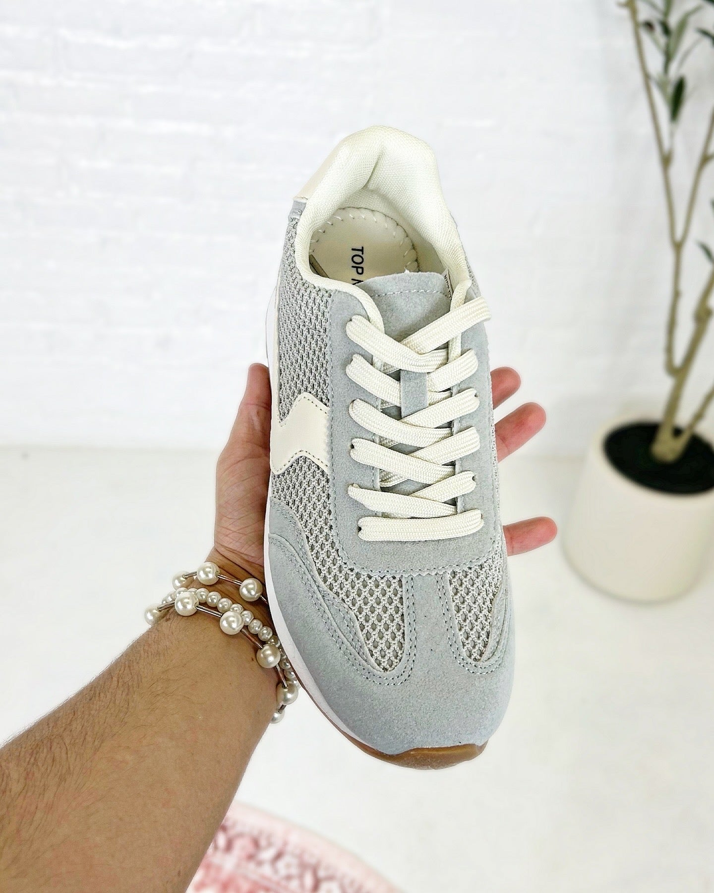Griffin Sneaker in Blue