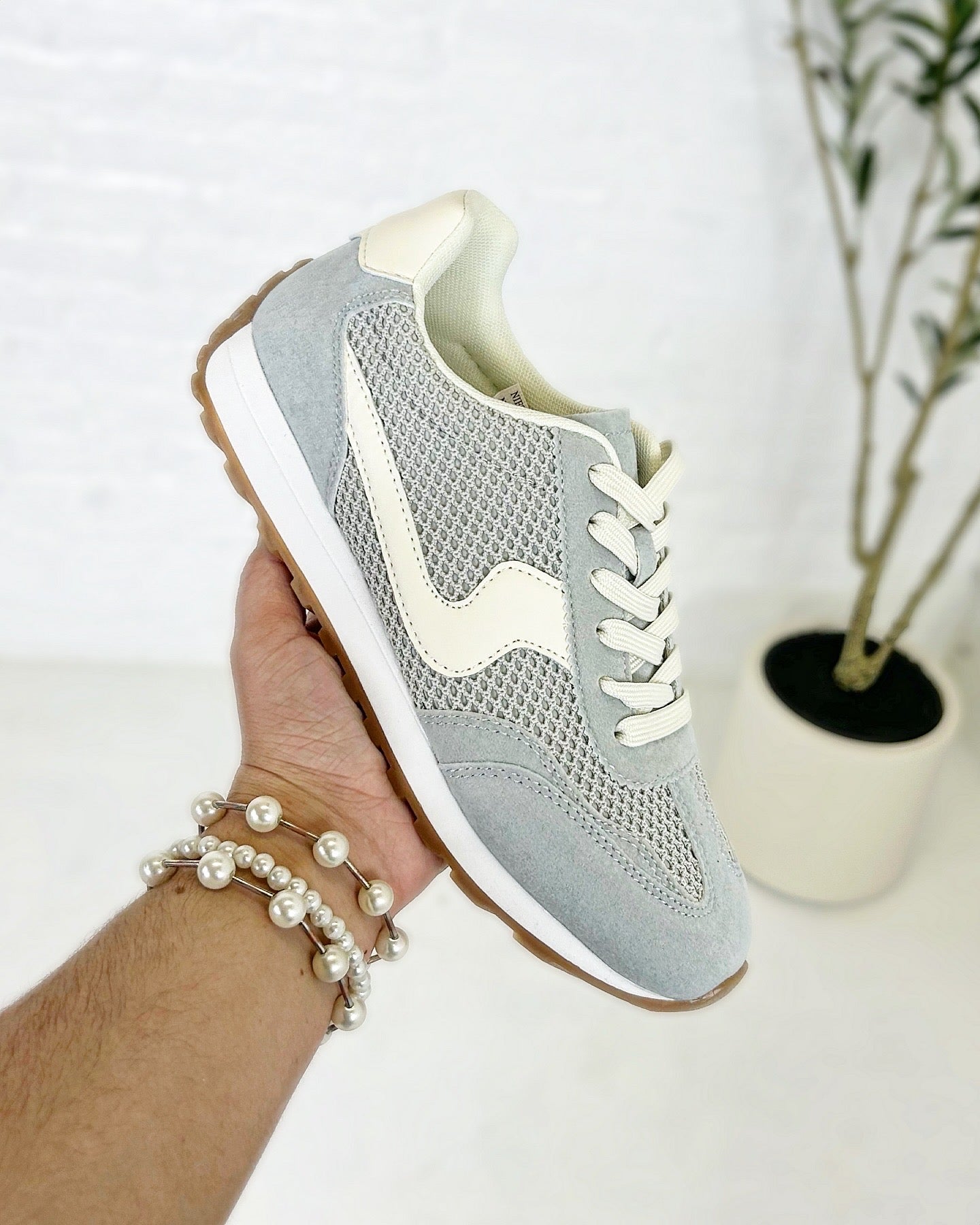 Griffin Sneaker in Blue