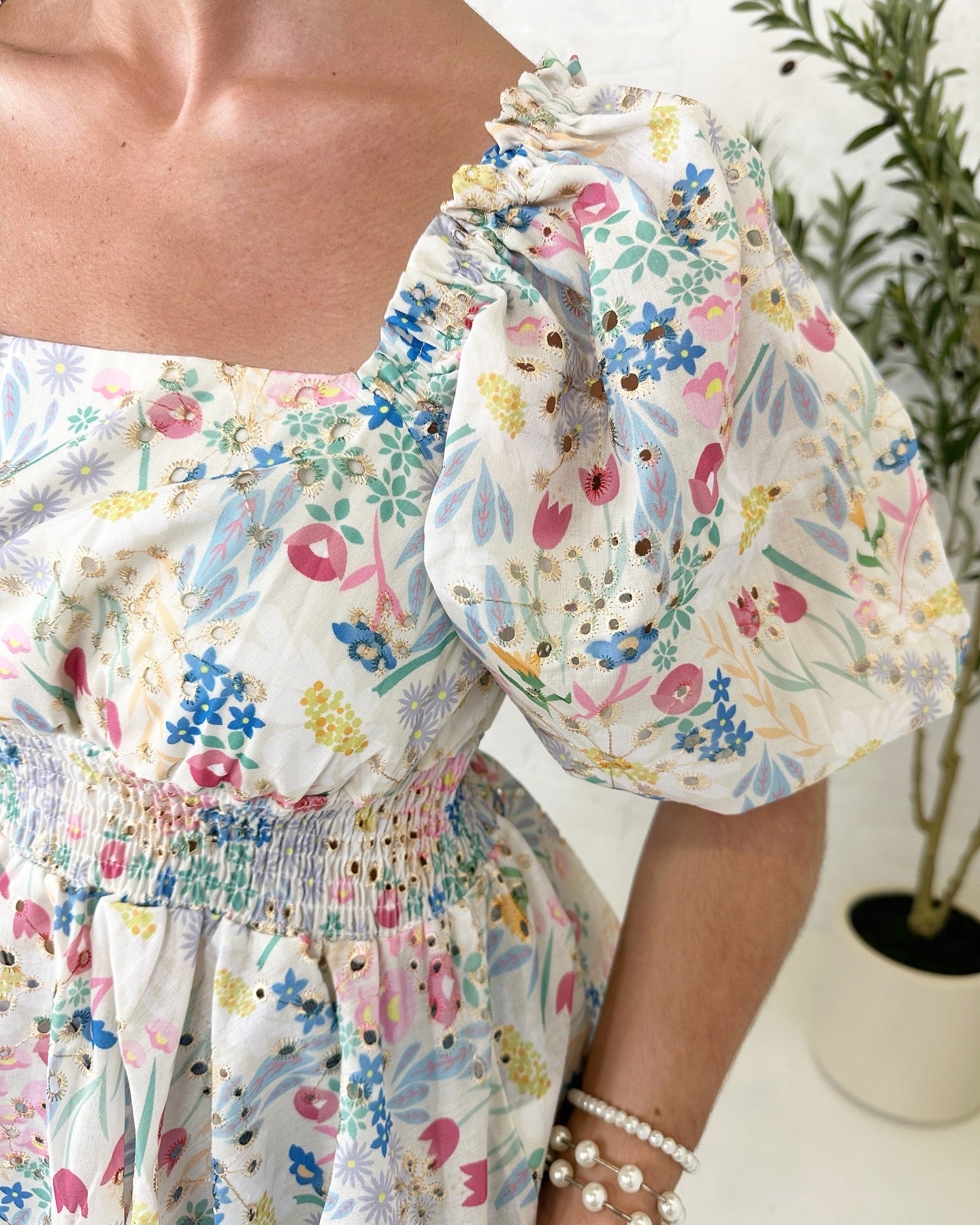 Layla Top in Blue/Pink Floral