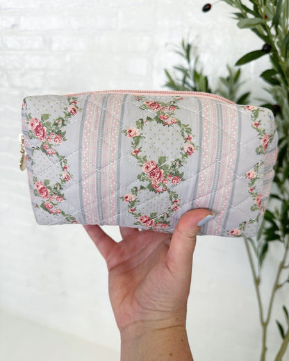 Quilted Floral Design Cosmetic Bag in Blue
