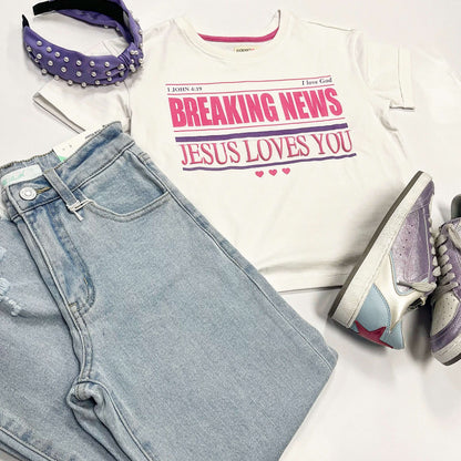 Breaking News Graphic Tee in White