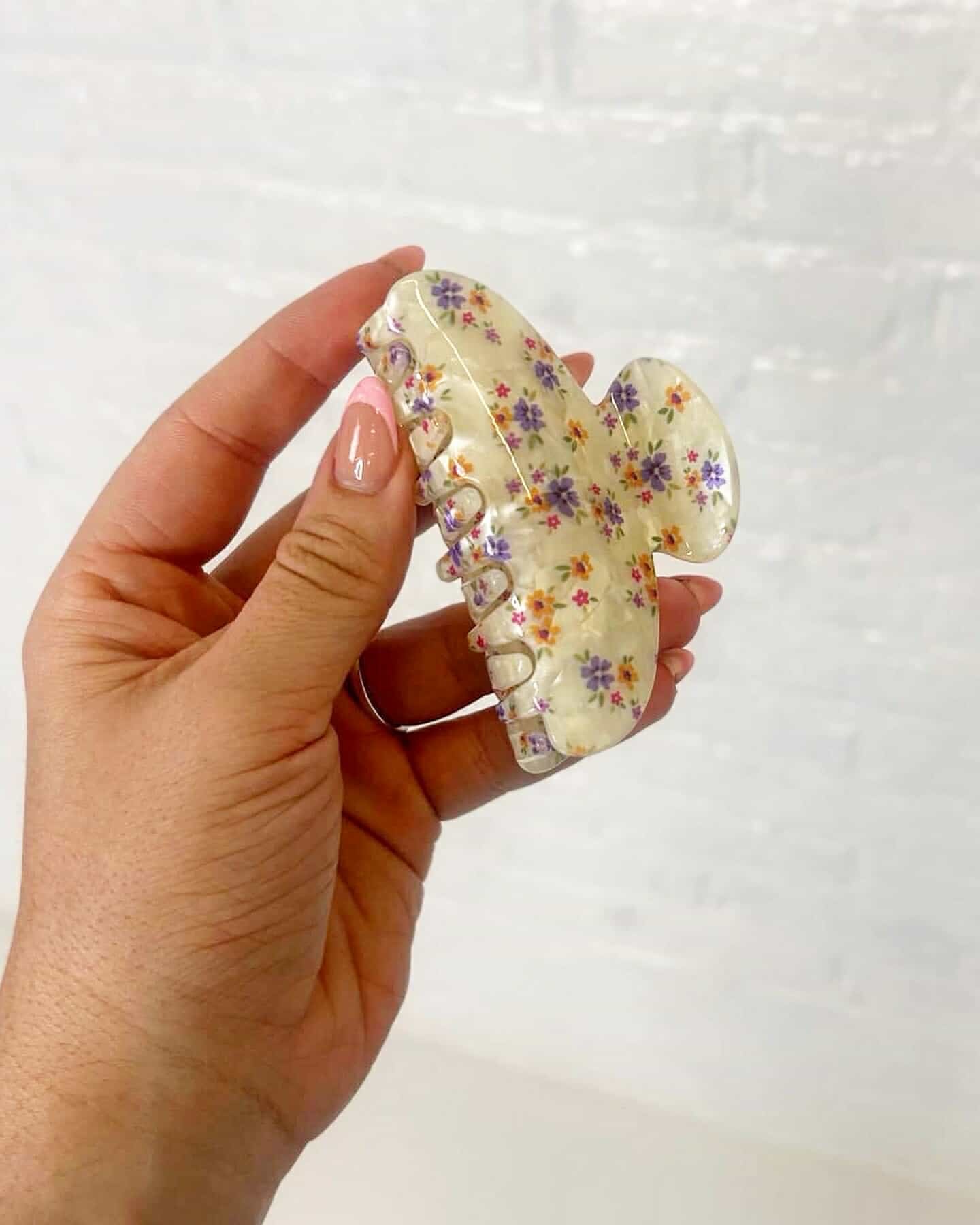 Elsie Floral Claw Clip