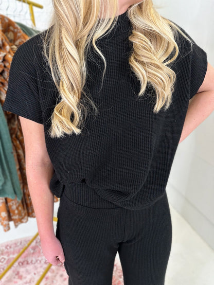 Willow Set in Black