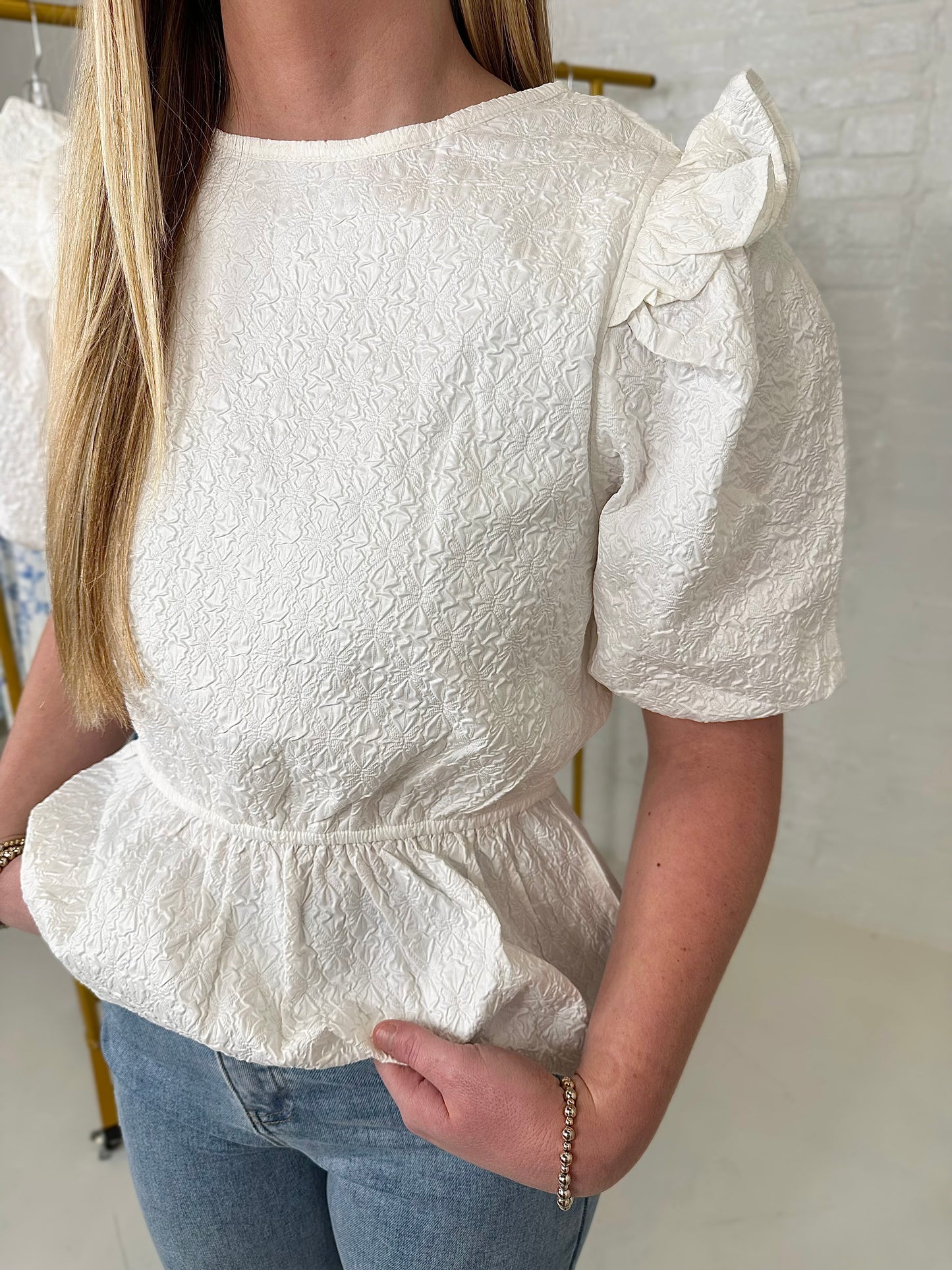Khloe Puff Sleeve Textured Top in White
