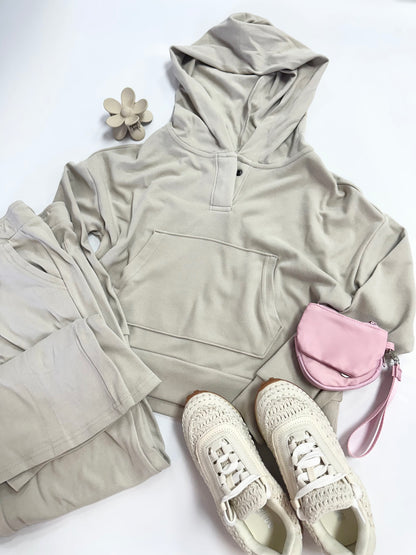 Audrey Snap Collar Hoodie Set in Cream
