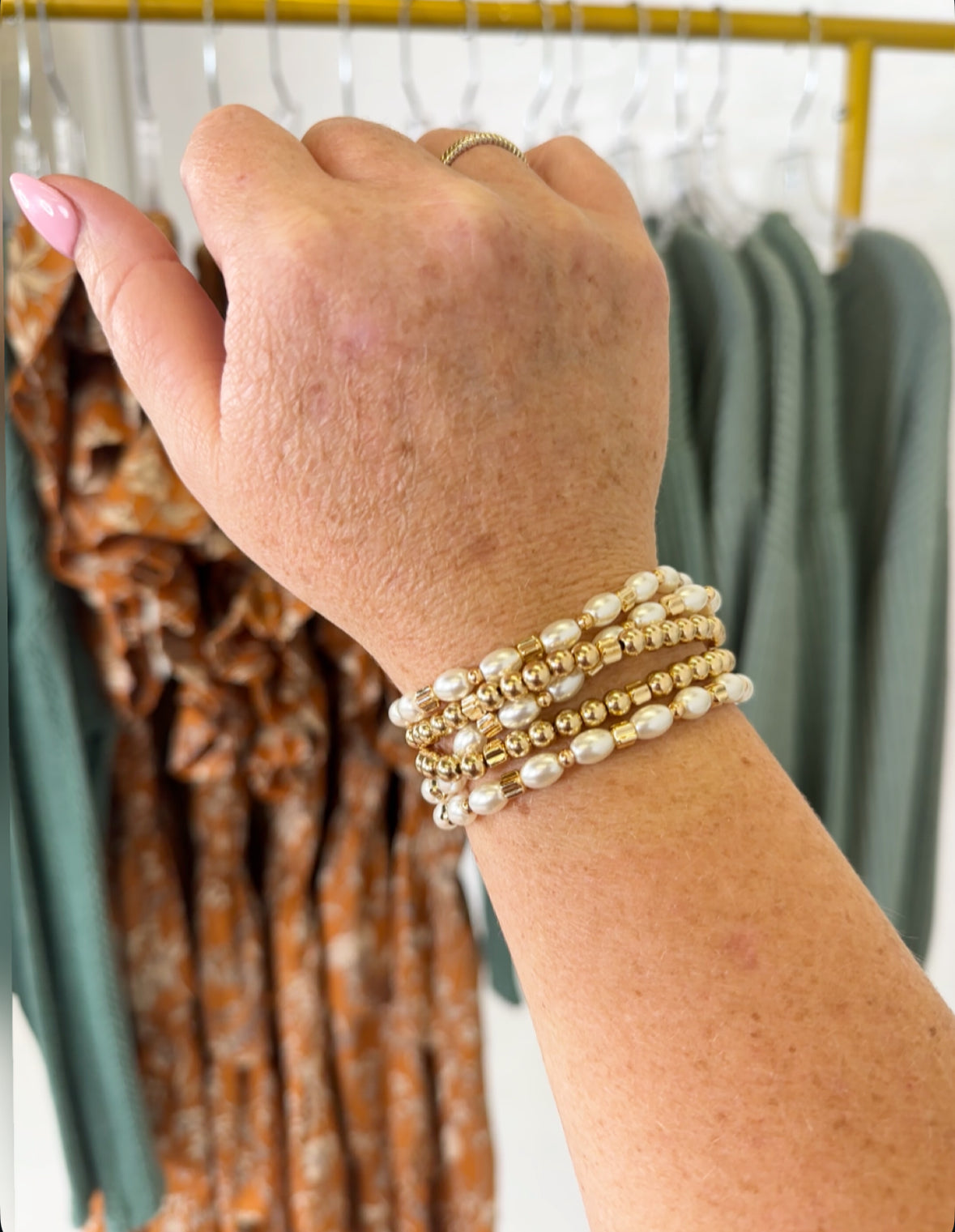 Pearl and Gold Bracelet Set