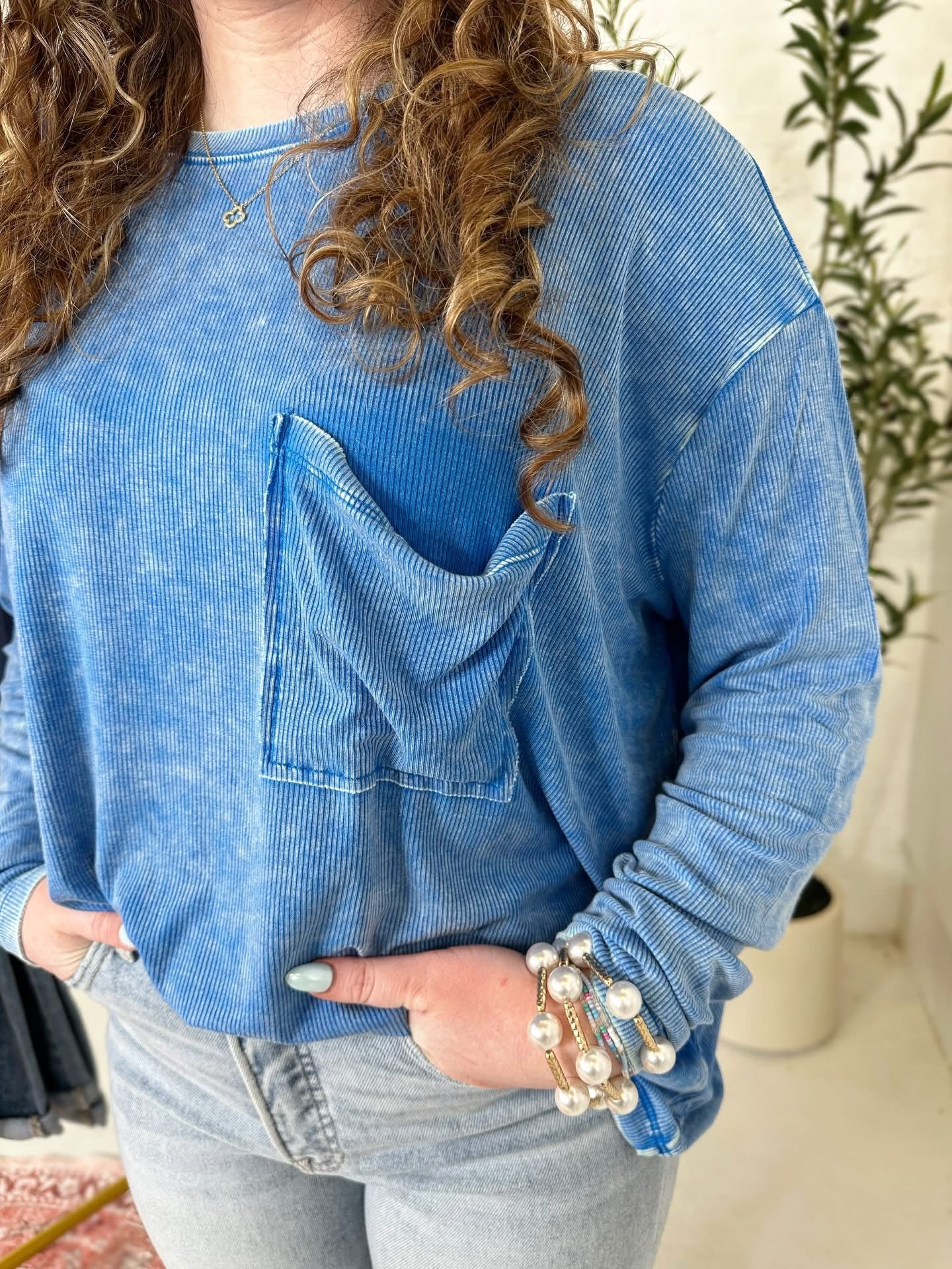 Mineral Wash Pocket Top in Ocean Blue