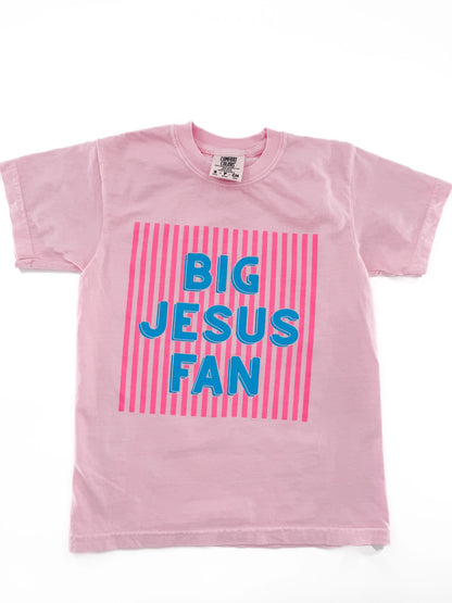 Big Jesus Fan Graphic Tee in Pink