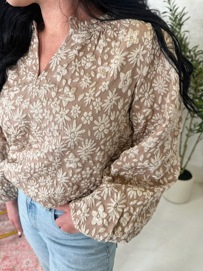 Tatum Floral Top in Oatmeal